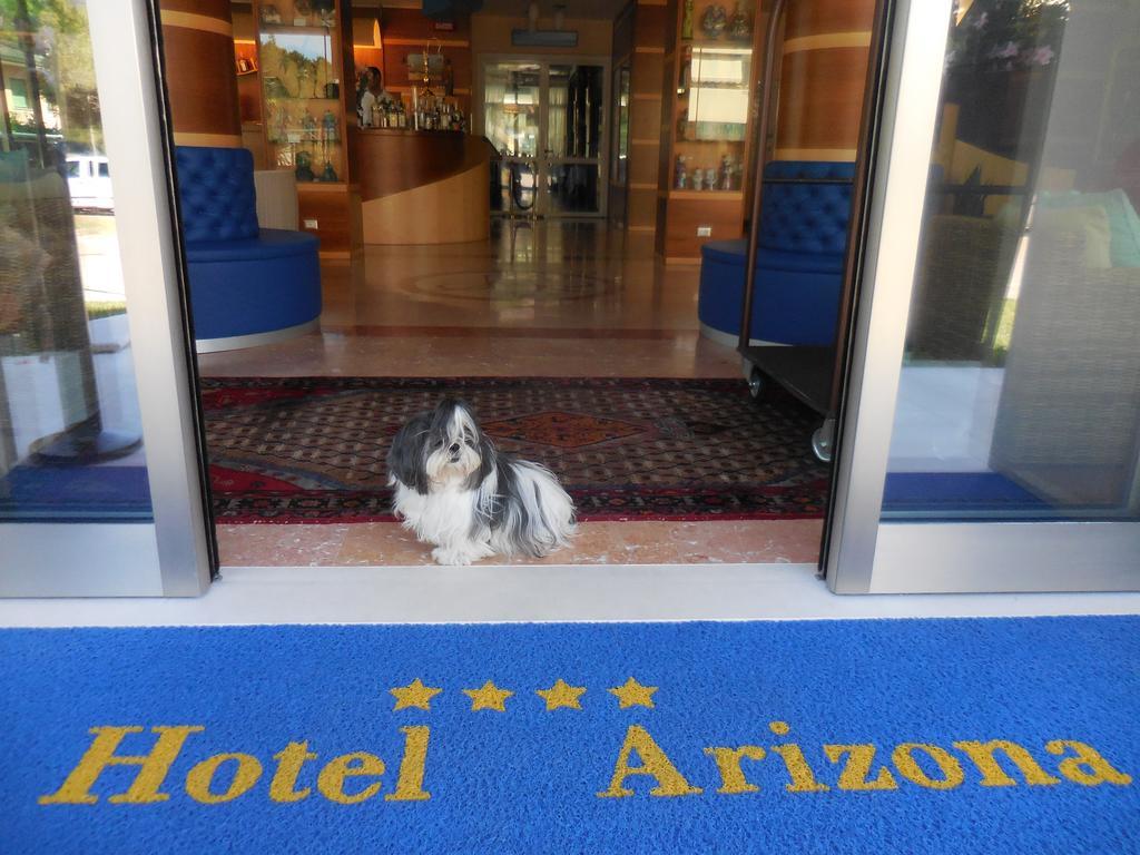 Hotel Arizona Lignano Sabbiadoro Eksteriør billede